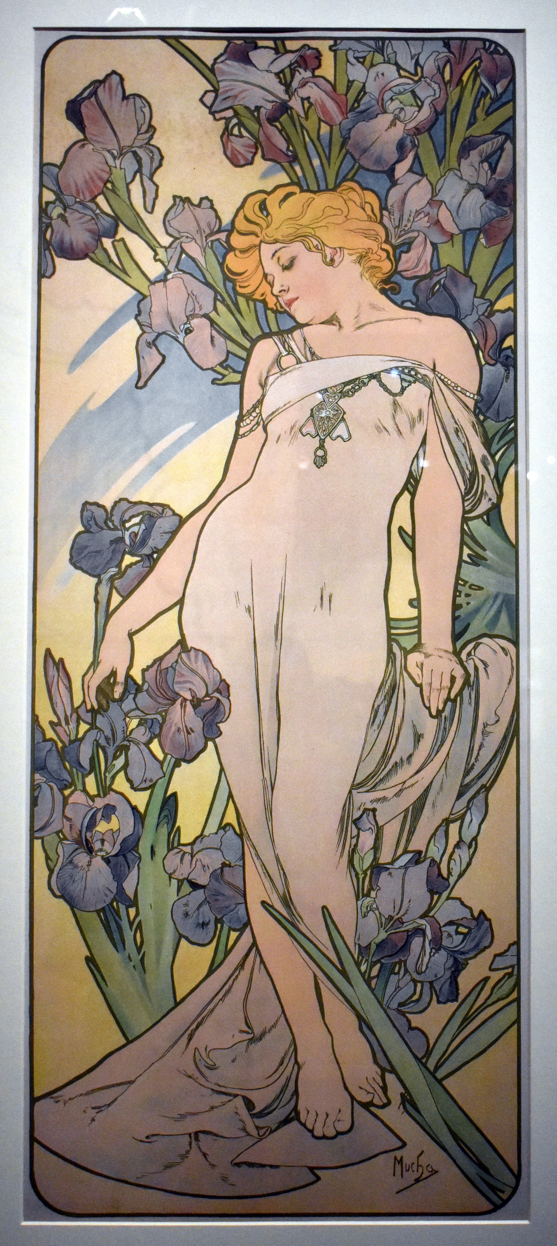 Les Fleurs : l’Iris — Alphonse Mucha