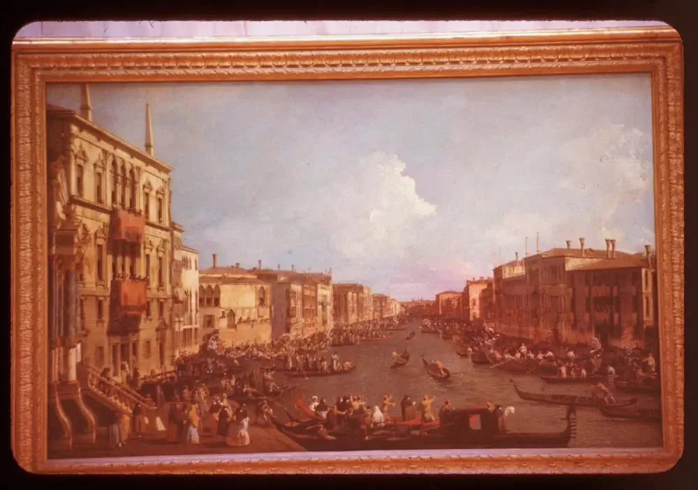 Vue sur le Grand Canal depuis le Palazzo Balbi jusqu'au Pont du Rialto, lors d'une régate - Canaletto image 1 reproduction de peinture à l’huile